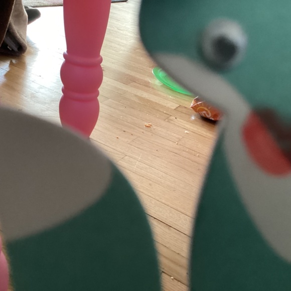 Toys - Picture 3 of 4